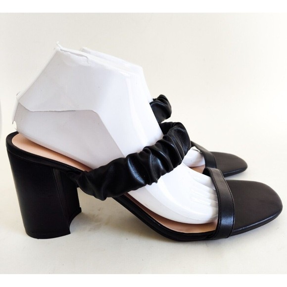 New Unisa Black Slip On Sandal Minimalist Vegan Faux Leather 3.5" Block Heel 11 - Picture 4 of 10